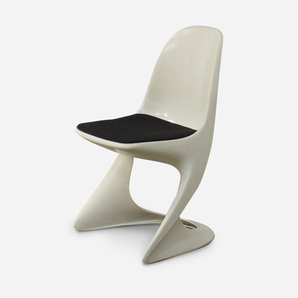 Krzesło Casalino projektu Alexandra Begge, rok 1971.